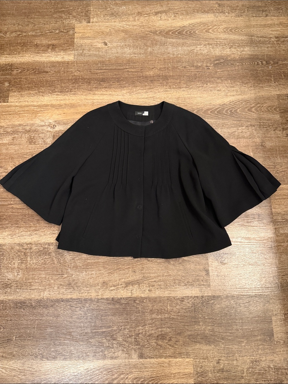 Saks Fifth Avenue Black Pleated Front Short Sleeve Tunic Jacket